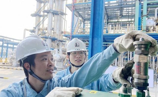 中國(guó)石化向粵港澳大灣區(qū)提供了100噸以上的氫氣.jpeg 中國(guó)石化向粵港澳大灣區(qū)提供了100噸以上的氫氣.jpeg