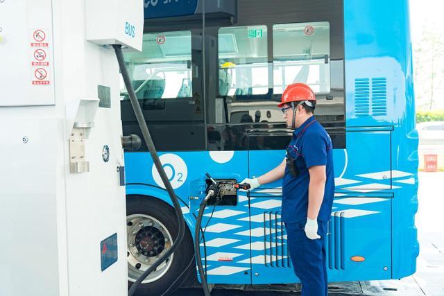 往返市區和港區,嘉興市又上線一批氫能公交車.jpeg 往返市區和港區,嘉興市又上線一批氫能公交車.jpeg