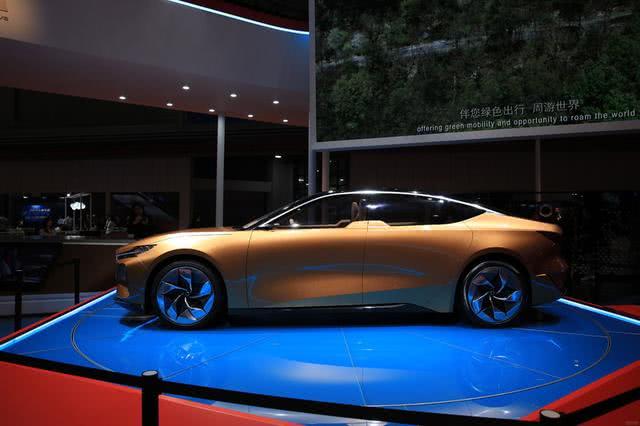 國產(chǎn)“氫能源”汽車，加氫燃料時(shí)間短、續(xù)航里程長