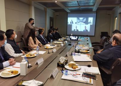 駐卡拉奇總領事李碧建出席中國企業承包巴基斯坦信德省綠色氫能項目諒解備忘錄簽字儀式.jpg 駐卡拉奇總領事李碧建出席中國企業承包巴基斯坦信德省綠色氫能項目諒解備忘錄簽字儀式.jpg