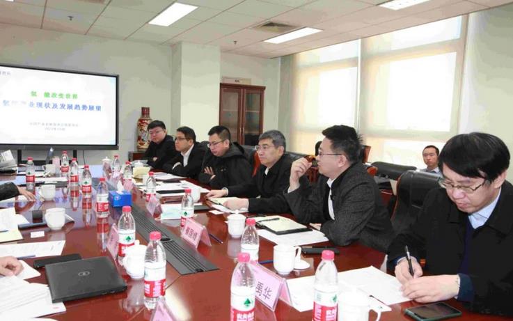 大慶市領(lǐng)導(dǎo)赴氫促會(huì)調(diào)研,與產(chǎn)業(yè)鏈龍頭企業(yè)代表座談交流.jpg 大慶市領(lǐng)導(dǎo)赴氫促會(huì)調(diào)研,與產(chǎn)業(yè)鏈龍頭企業(yè)代表座談交流.jpg