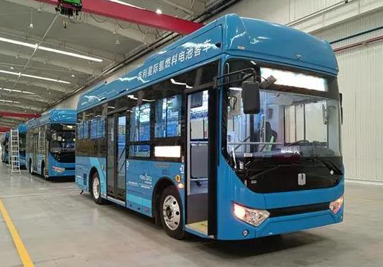 搭載國(guó)鴻氫能產(chǎn)品的燃料電池公交車(chē).jpg