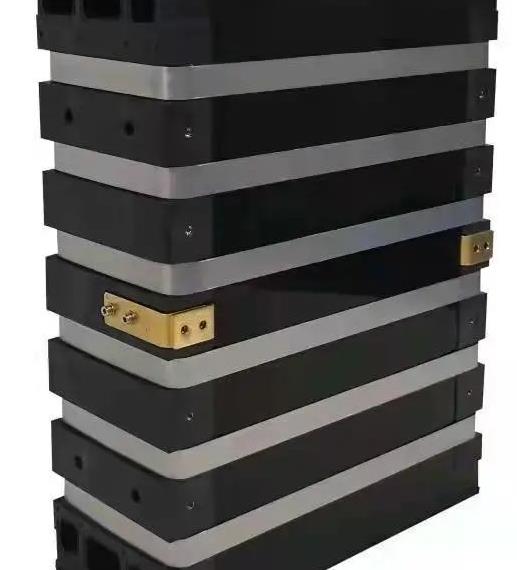 1萬公里,湖北省首臺(tái)氫能示范重卡投入運(yùn)營,助力中國寶武實(shí)現(xiàn)碳中和.jpg 1萬公里,湖北省首臺(tái)氫能示范重卡投入運(yùn)營,助力中國寶武實(shí)現(xiàn)碳中和.jpg