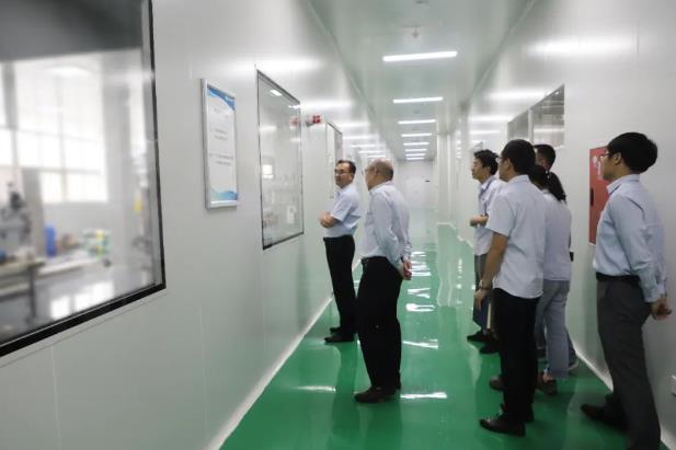 驗(yàn)收現(xiàn)場圖(二) 驗(yàn)收現(xiàn)場圖(二)