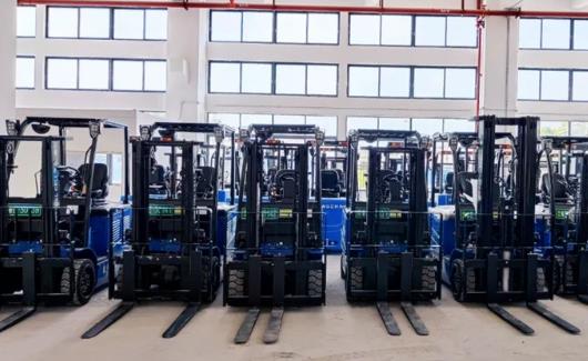 新氫動力“斬獲”粵港澳大灣區(qū)首批上牌氫能叉車 新氫動力“斬獲”粵港澳大灣區(qū)首批上牌氫能叉車