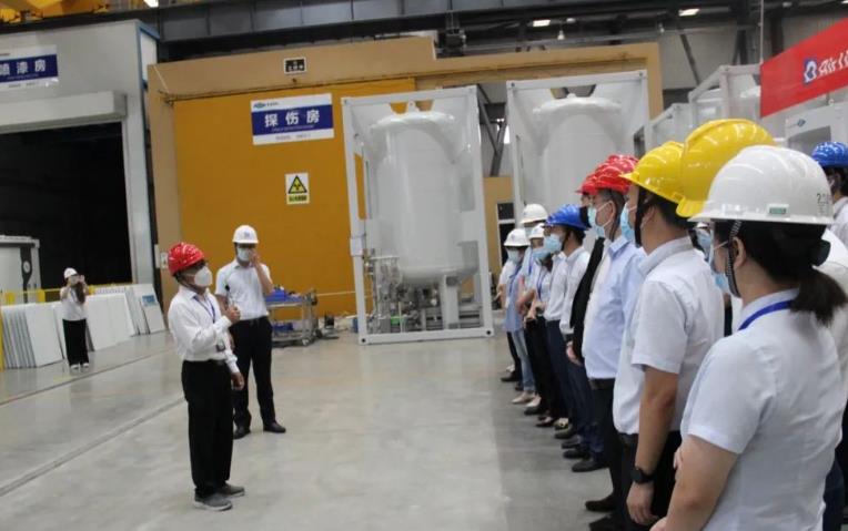 業主代表陳總發言 業主代表陳總發言