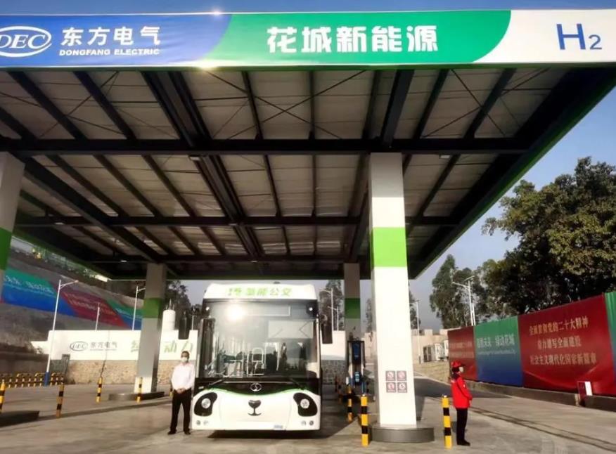 氫能公交車上線!攀枝花市首批10輛氫能公交車投運.jpg 氫能公交車上線!攀枝花市首批10輛氫能公交車投運.jpg
