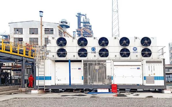 康明斯2.5MW PEM電解水制氫裝置在濮陽(yáng)成功交付.jpg 康明斯2.5MW PEM電解水制氫裝置在濮陽(yáng)成功交付.jpg