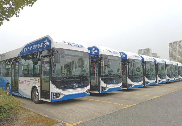 80kW燃料電池發(fā)動機,鋒源氫能助力平湖氫能公交示范投運!.jpg