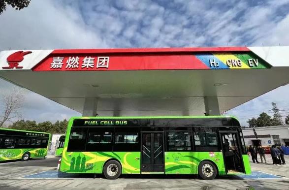 國富氫能助力嘉興本級首座加氫站正式投用.jpg