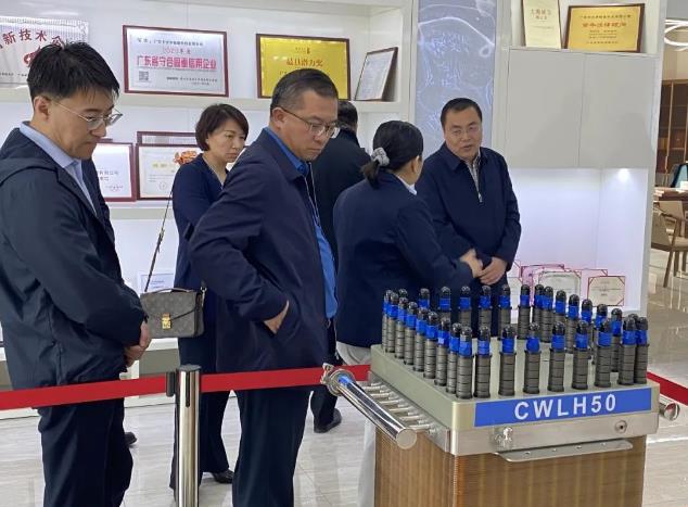 大興區委副書記石銀峰一行蒞臨卡沃羅調研指導.jpg 大興區委副書記石銀峰一行蒞臨卡沃羅調研指導.jpg