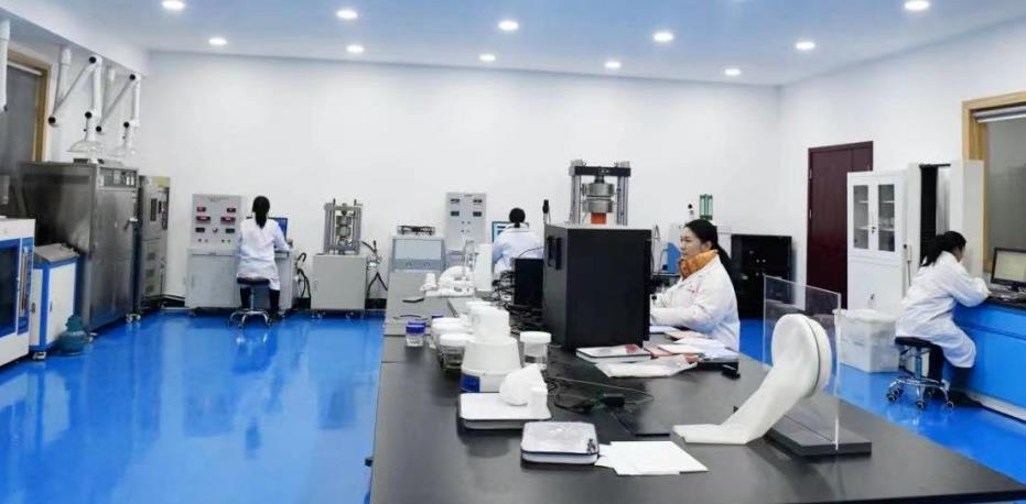 厲害了!氟達氫能2萬平米密封墊片與塑料極框生產線即將投產.jpg 厲害了!氟達氫能2萬平米密封墊片與塑料極框生產線即將投產.jpg