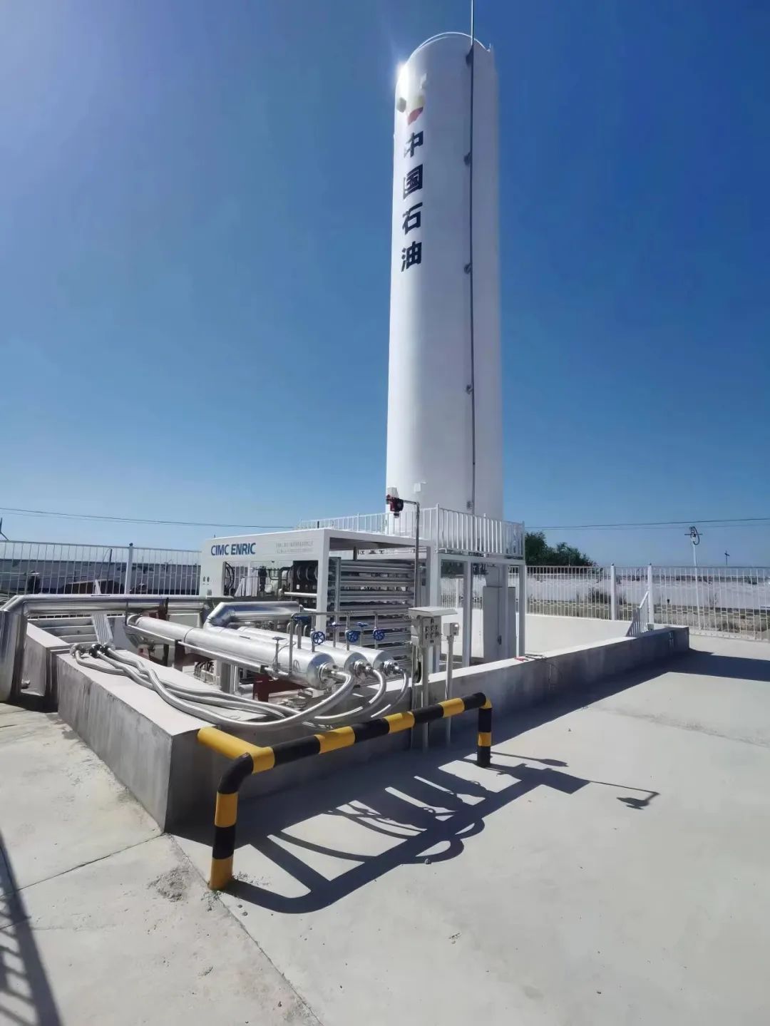 行業最大撬裝加注站標段項目.jpg